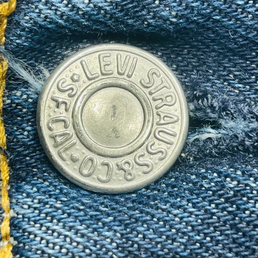 Levi's Jeans Mens 505 Regular Straight Jeans Men 40x32 Medium‎ Wash Blue Denim